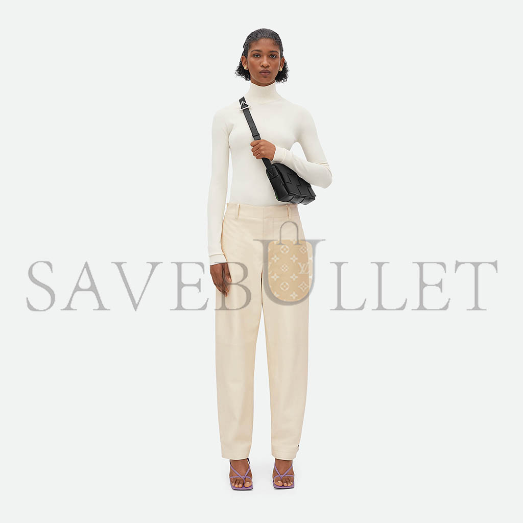 bo*te*ga Ve*ne*ta cassette 737950v29e01091 (23*15*5cm)